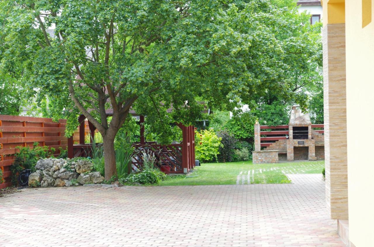Hévíz Aranyhal Apartman מראה חיצוני תמונה