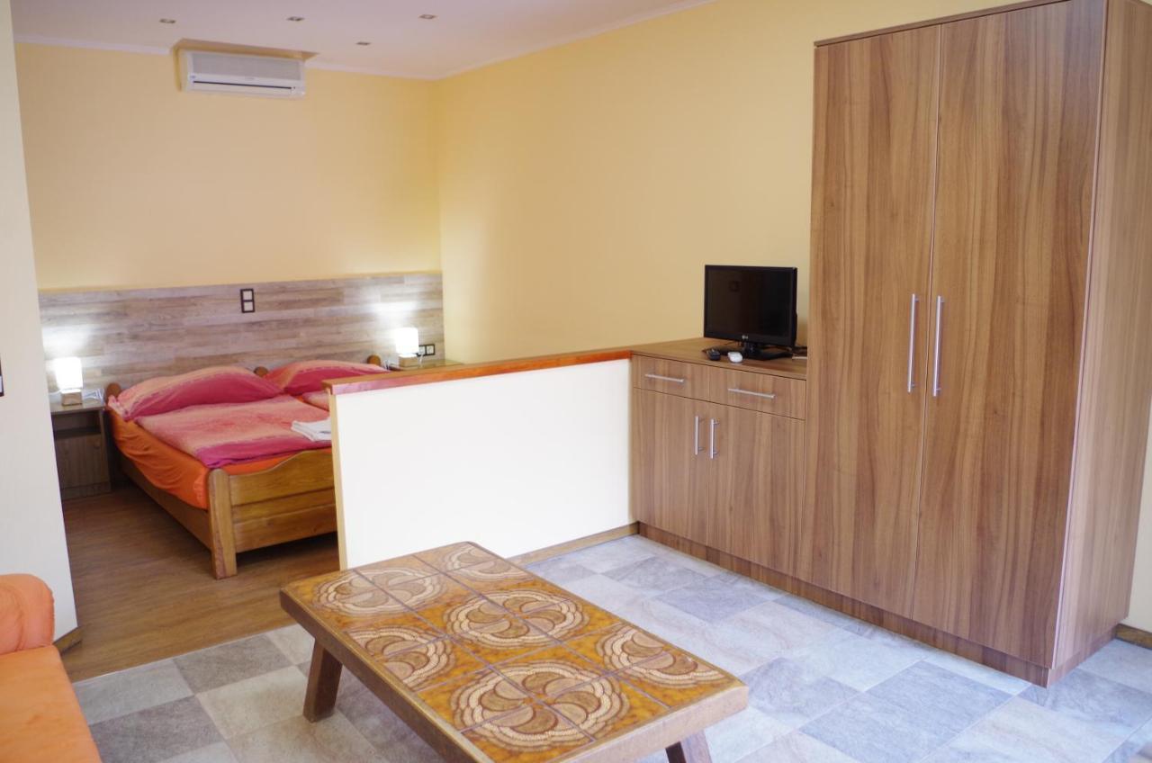 Hévíz Aranyhal Apartman מראה חיצוני תמונה