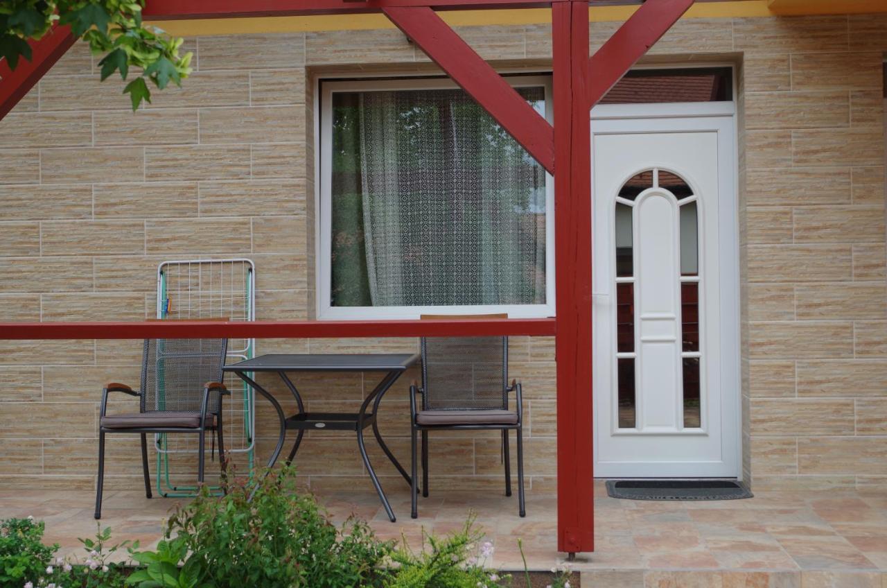 Hévíz Aranyhal Apartman מראה חיצוני תמונה