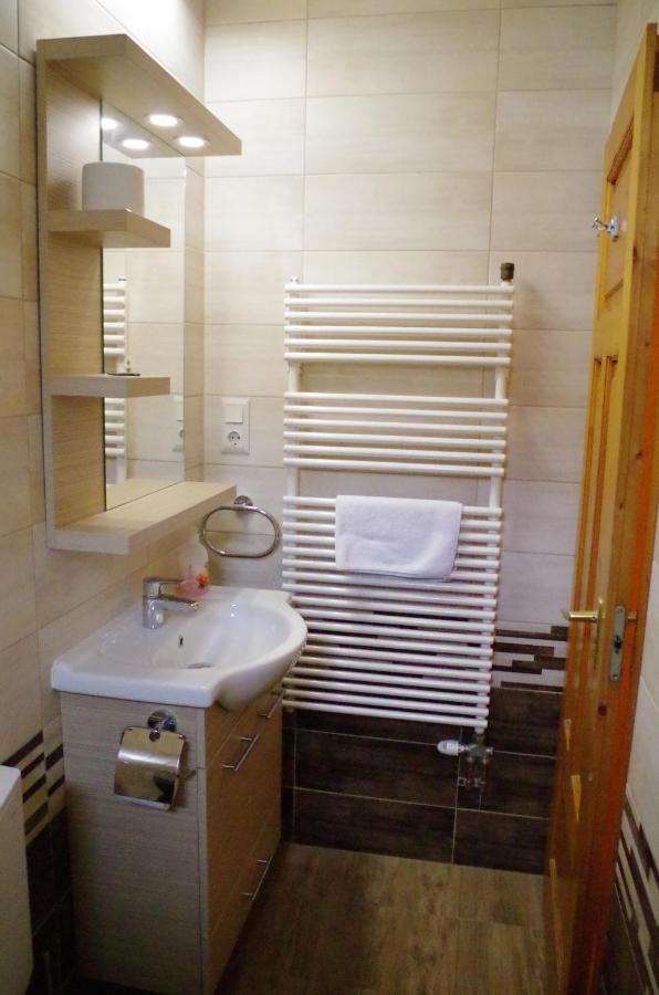 Hévíz Aranyhal Apartman מראה חיצוני תמונה