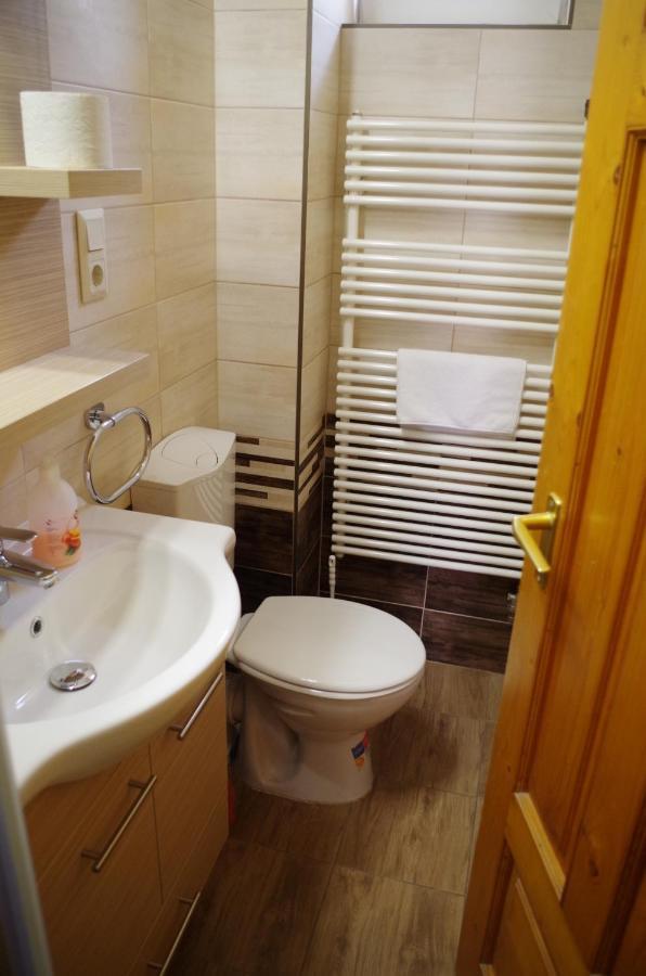 Hévíz Aranyhal Apartman מראה חיצוני תמונה